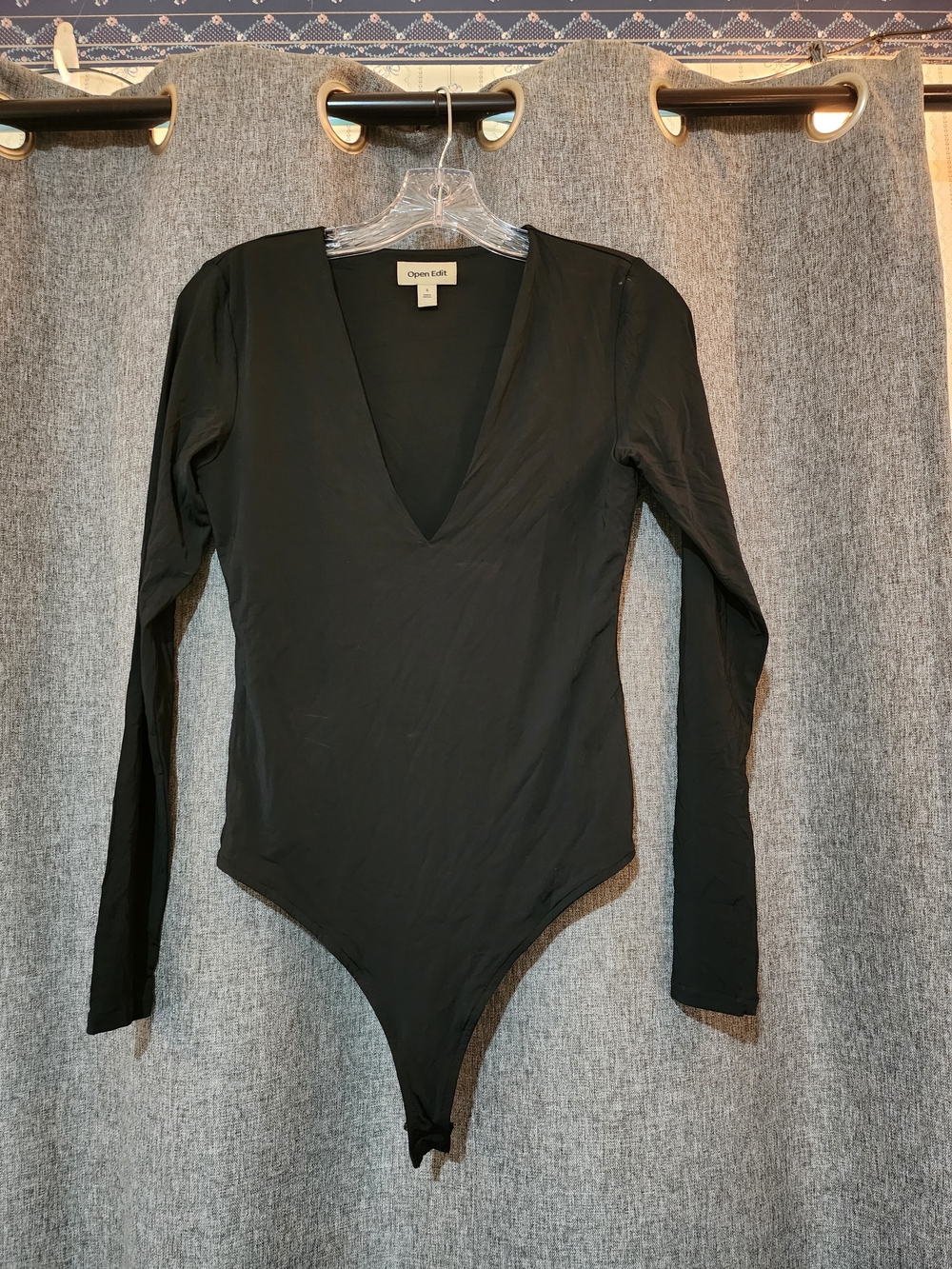 Open Edit Black Long-Sleeve V-Neck Bodysuit